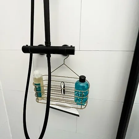 アパート The East Wing ブルーメンダール