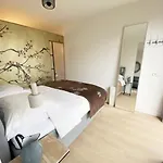 The East Wing 布罗门代尔