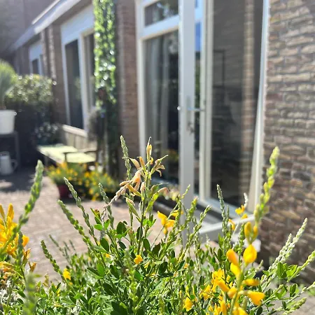 Apartment The East Wing Bloemendaal